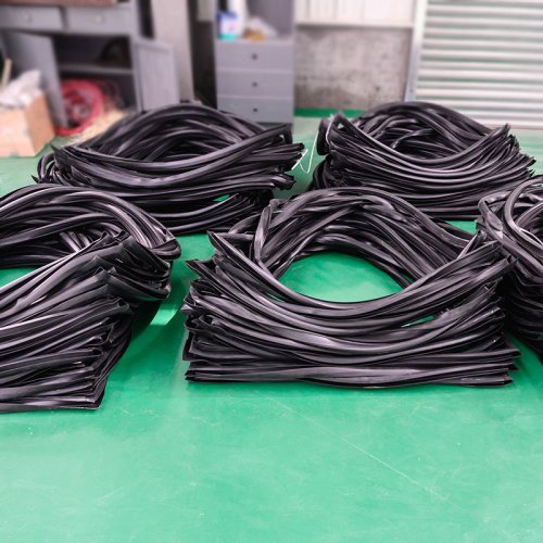 成品橡胶密封条